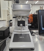 Microdurometro Shimadzu